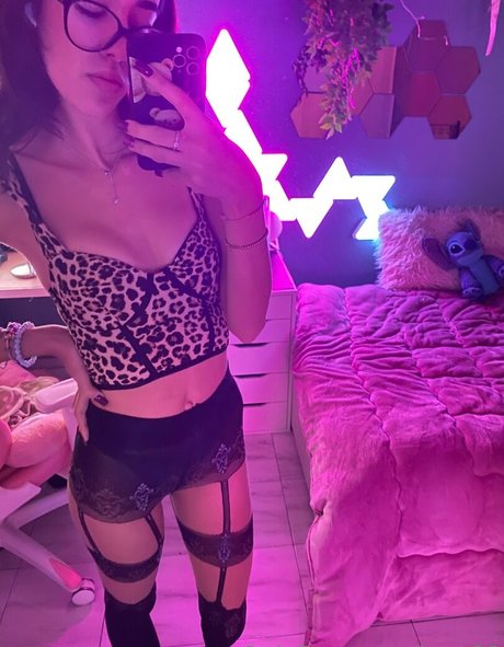 kvry22 裸のポルノスター アーカイブ