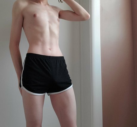 小人の裸OnlyFans 美しい裸 写真