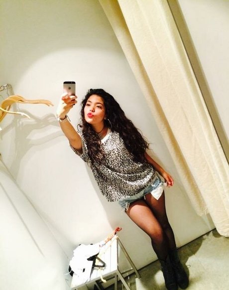 K skye13 ヌード女優 写真