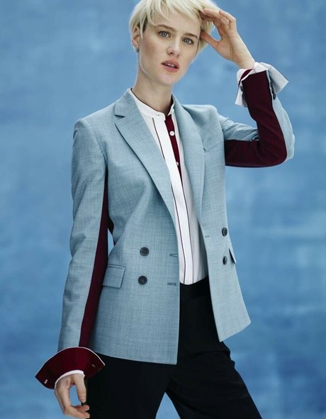 Mackenzie Davis ポルノ女優 写真