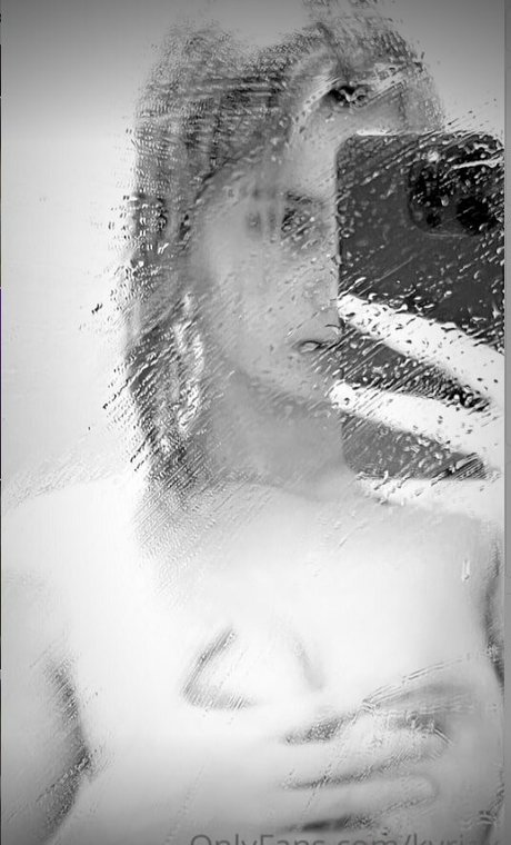 kyriax 独占モデル 写真