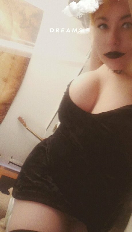 wibblooo エロティックモデル 写真