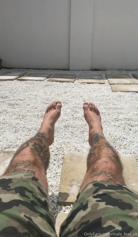 male feet uk ポルノ女優 画像