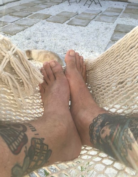 male feet uk かわいいモデル 画像