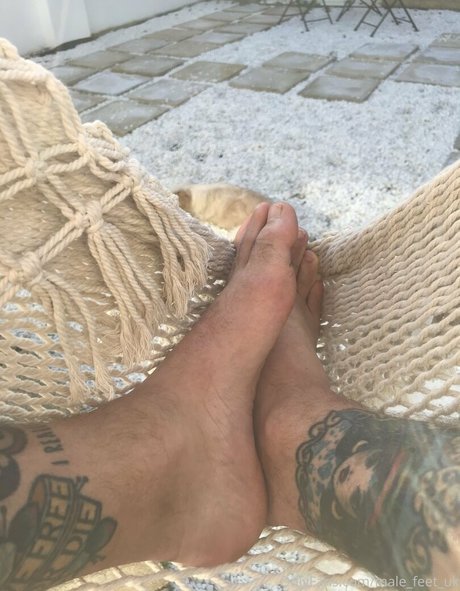 male feet uk ヌードモデル 写真
