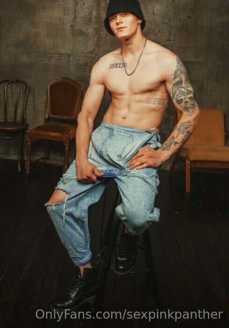 大学生のオンリーファンズ ポルノ 写真