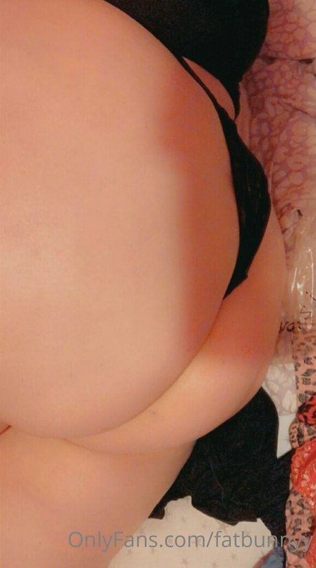 甘いおまんこオンリーファンズ 美しいヌード 画像