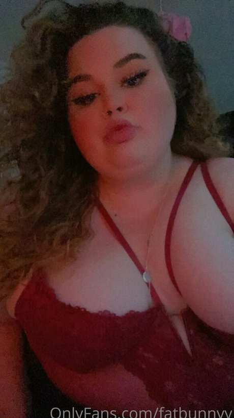 fatbunnyy xxxポルノスター 画像