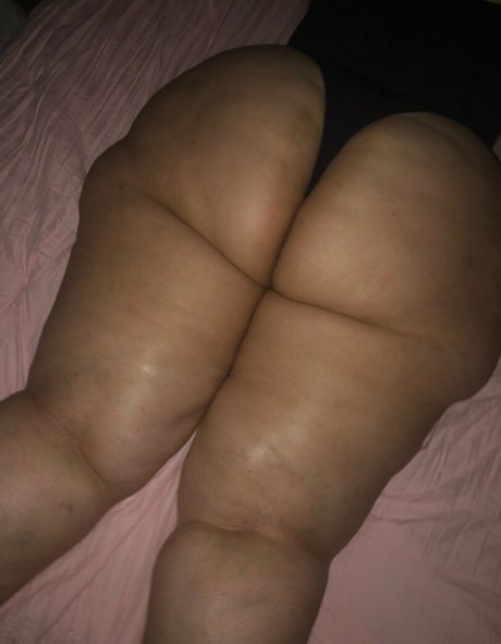 フィットネスインフルエンサーオンリーファンズ セクシーxxx 画像