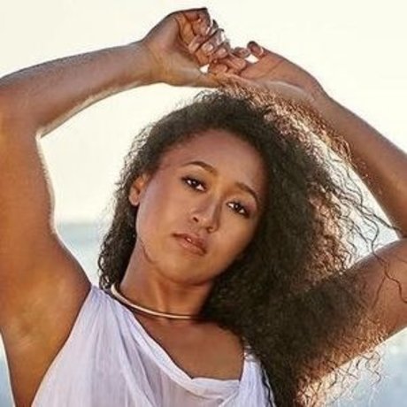 Naomi Osaka アダルトスター 写真