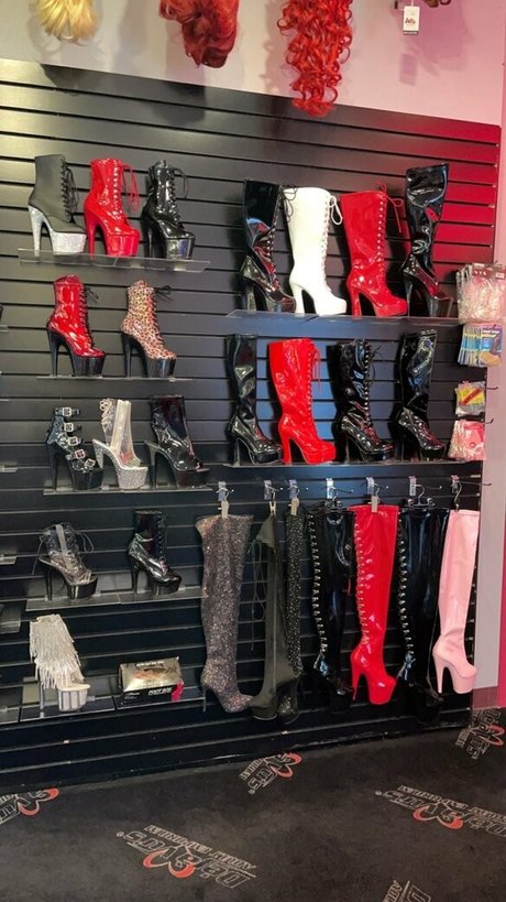 小人ヌードオンリーファンズ えろ 写真