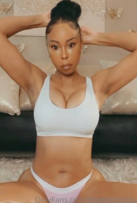 赤毛のソロOnlyFans 無料ヌード 写真