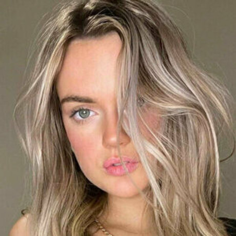 Lindsay Smith ポルノスター ヌード 画像