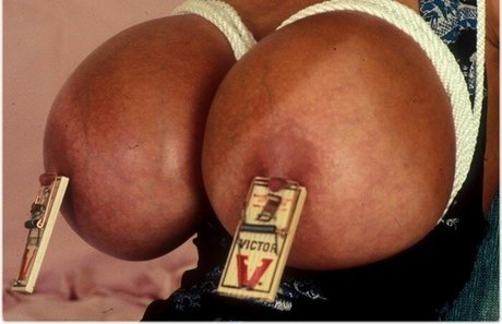 小柄なティーンオンリーファン 無料ヌード 写真