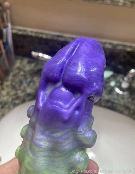 canadiancomiccutie 完璧なモデル 写真