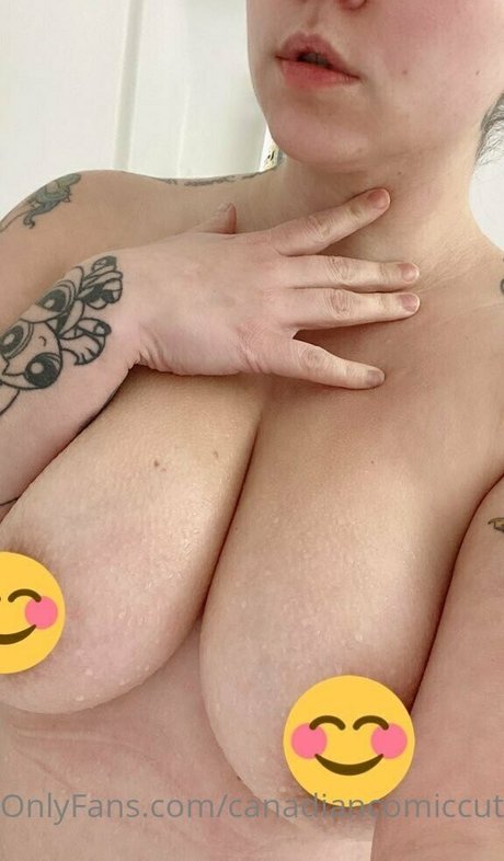 canadiancomiccutie かわいいモデル 写真