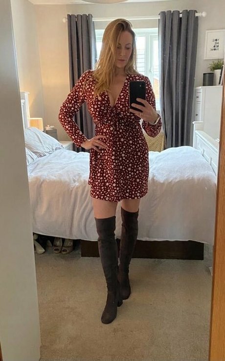 赤毛のソロOnlyFans えろた ギャラリー