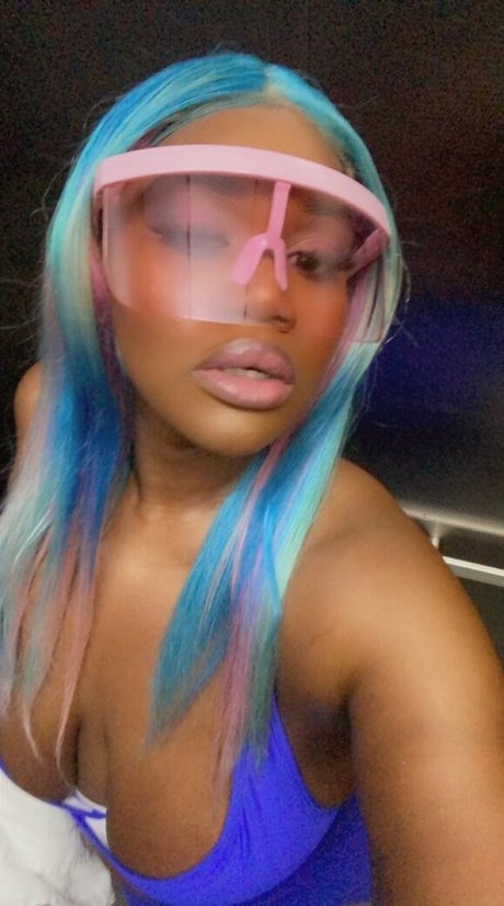 beverlyblue3x ホット女優 ギャラリー