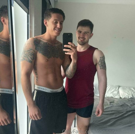 connorwolfexxx ホット女優 写真