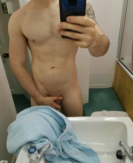 connorwolfexxx xxxモデル 写真
