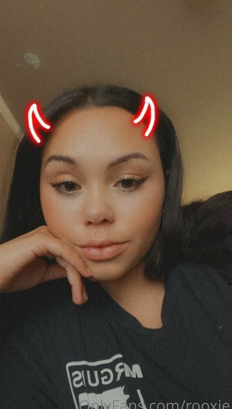 ティーン乱交OnlyFans 美しい裸 写真