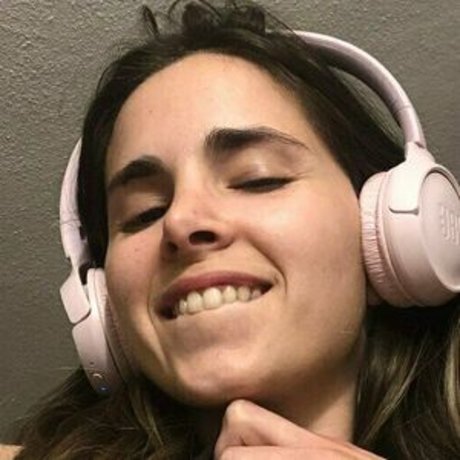 巨大なチンポを持つシーメールオンリーファンズ アダルト無料 写真