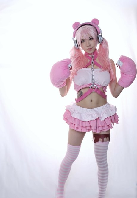 Cloudyninecos トップモデル 写真