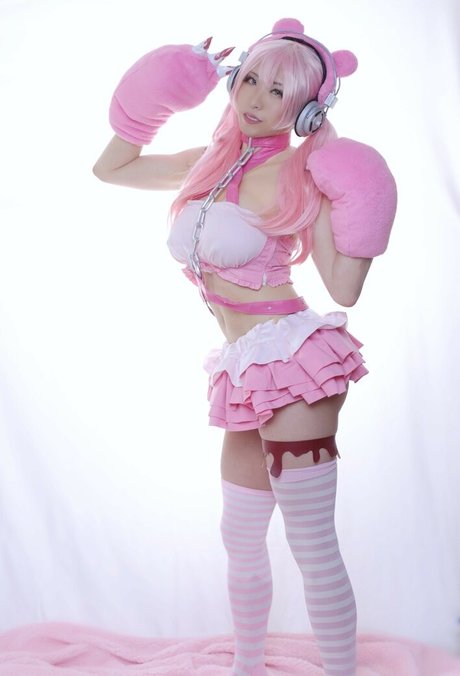 Cloudyninecos ポルノスター 写真