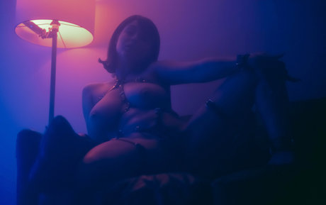 黒人レズビアンオンリーファンズ 美しいヌード 写真