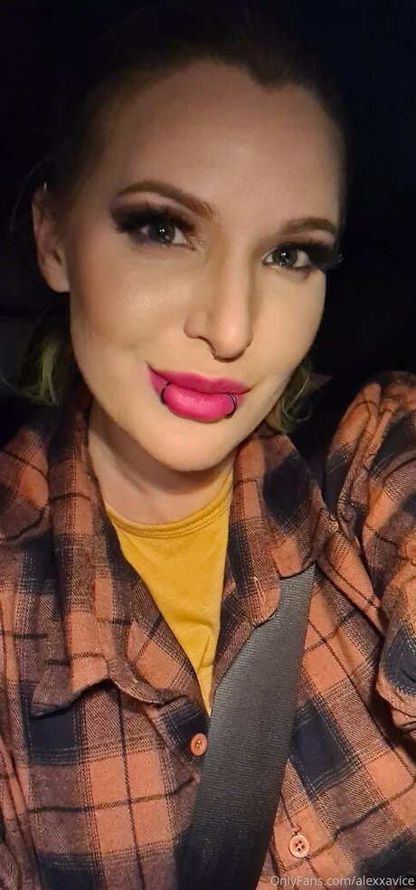 alexxavice エロティックなスター 写真