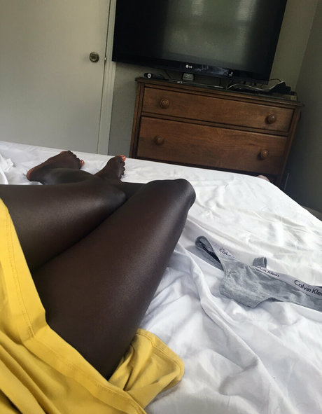 naughtyswirlfree HD女優 アーカイブ