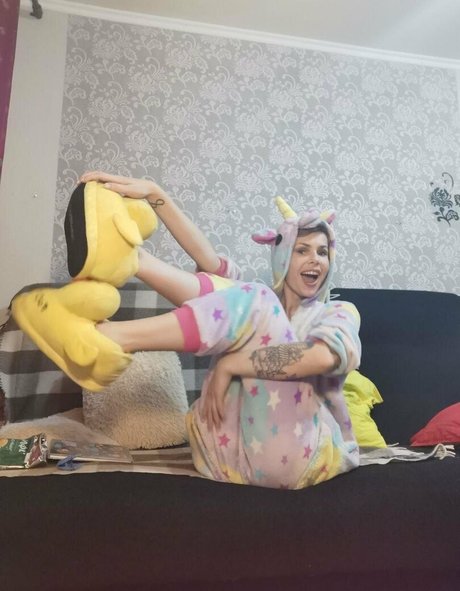 elenahug ヌードモデル ギャラリー