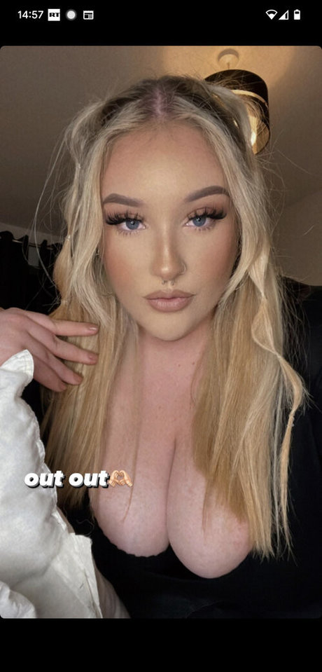 emss x 独占ポルノスター 写真