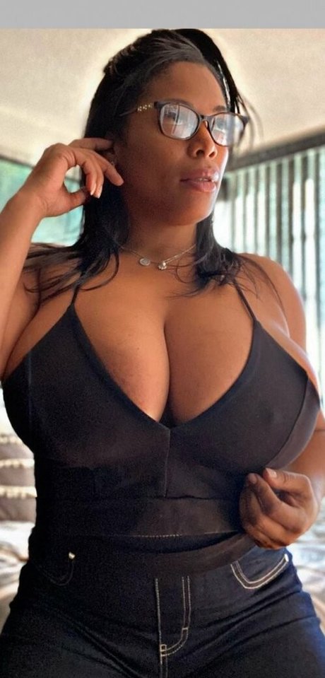 Clara Marie HDポルノスター 写真