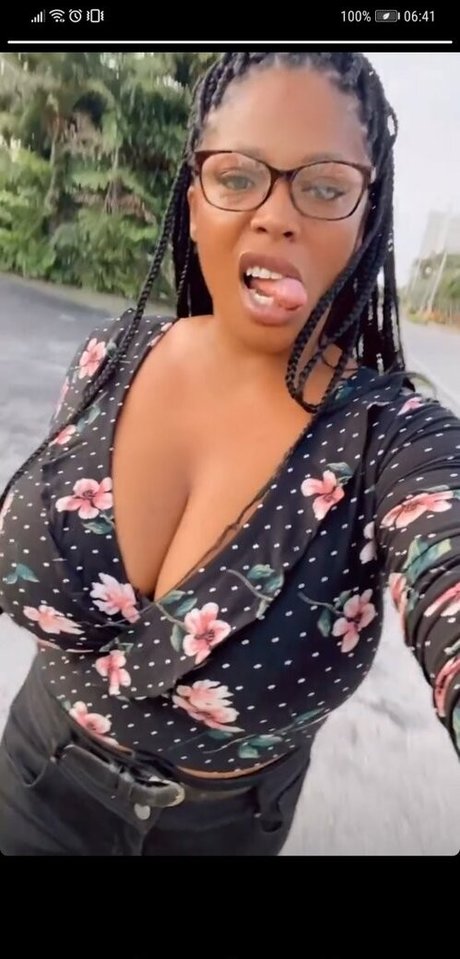 Clara Marie xxxモデル 写真