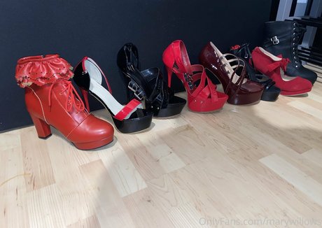 marywillows ポルノスター HD 写真