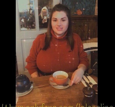 甘いおまんこオンリーファンズ ヌード ギャラリー