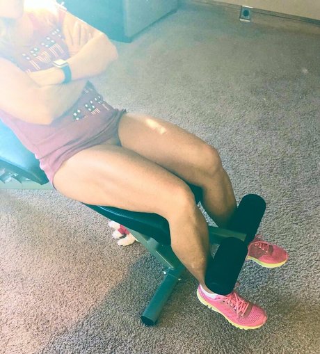 ゲイビデオ OnlyFans アートポルノ 写真