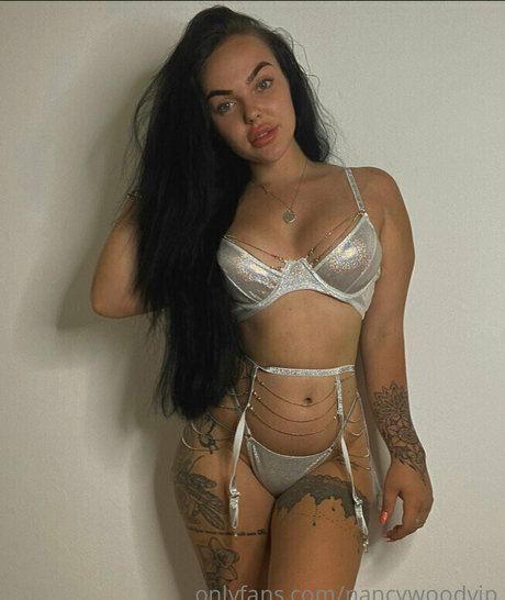 金髪レズビアンオンリーファンズ 無料ポルノ ギャラリー