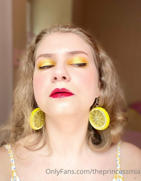 theprincessmia ポルノスター アーカイブ