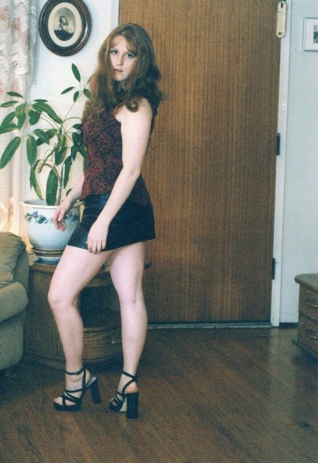 曲線美のクーガーOnlyFans ポルノ 画像