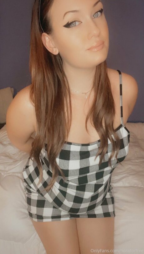 noraforfree 素敵なモデル 画像