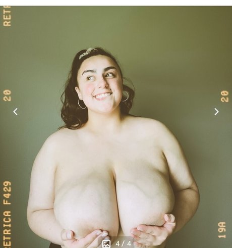 縛られたOnlyFans 無料アダルト 写真