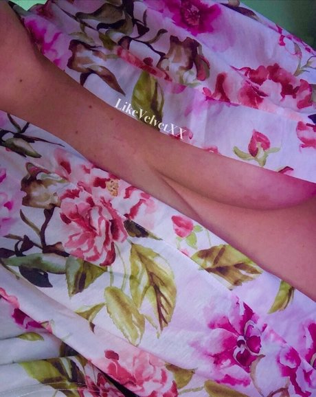 ボールズオンリーファンズ エロチック 写真