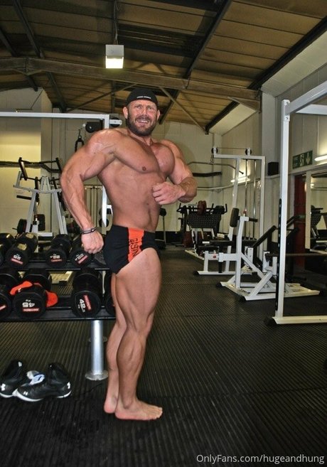 かわいいティーンのオンリーファンズ 無料エロ 画像