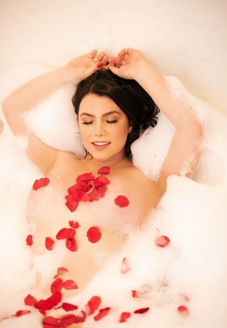 rcalcillieri ヌードモデル 写真