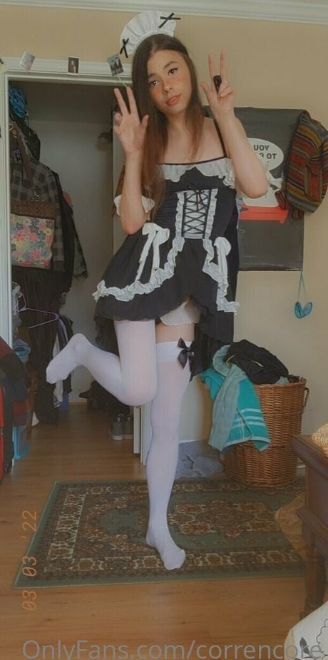 小さなオンリーファンズ エロチック 画像