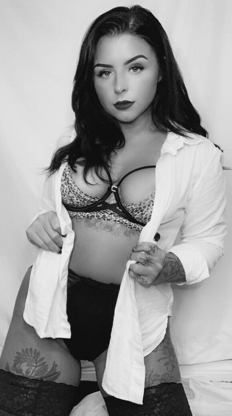 アナル輪姦OnlyFans えろ ギャラリー