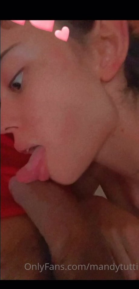 Tais Amanda トップ女優 画像