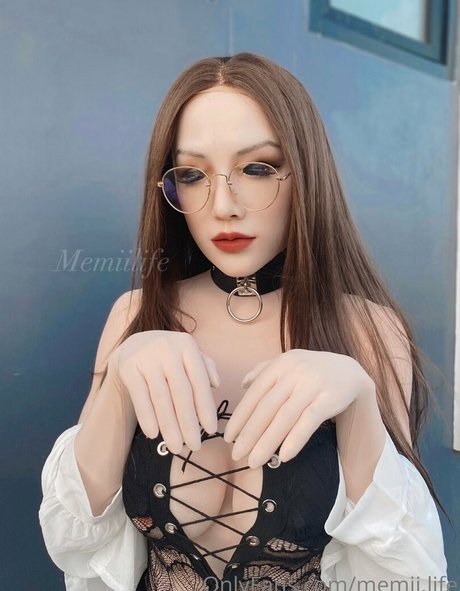 memii life 美しいモデル 写真